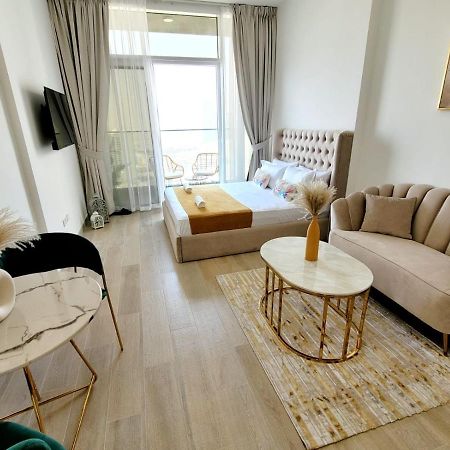 Bloom Height Tower Apartment Dubai Ngoại thất bức ảnh